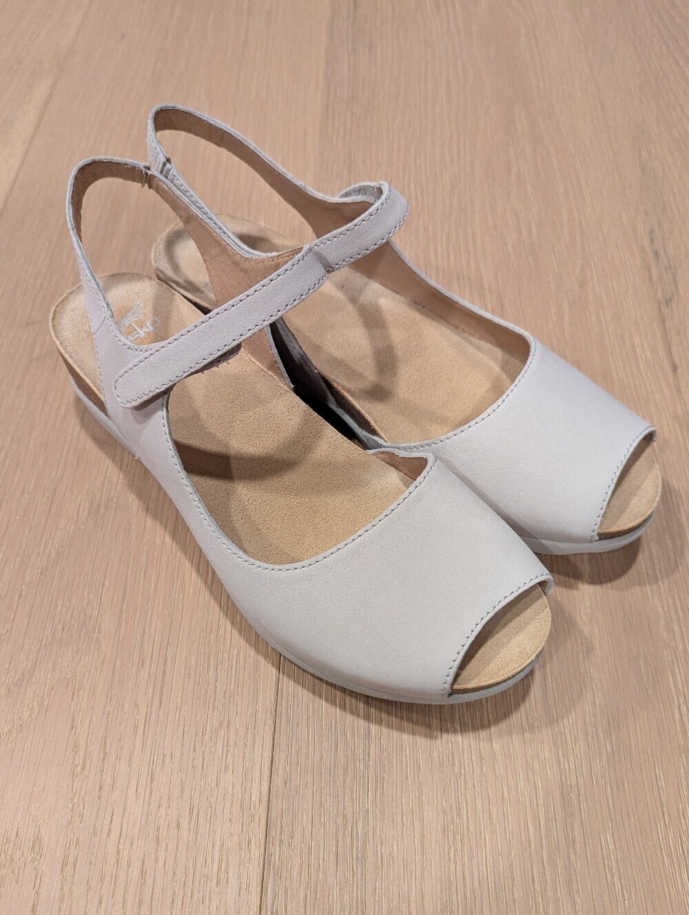 Dansko Creamy Light Grey Peep-Toe Slingback Sandals